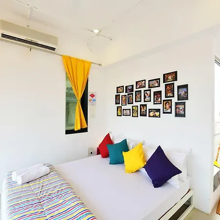 Gostops Lite Hostel