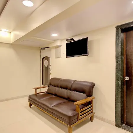 Daisy Residency 3*
