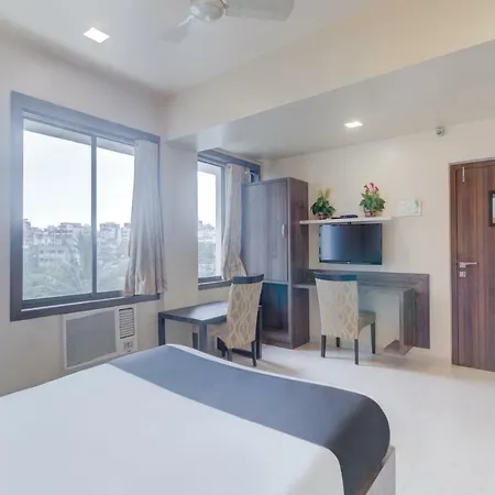 Hotel Capital O 45076 Vegas Residency Deluxe