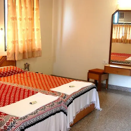 Ywca International Centre 3*
