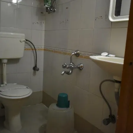 Hotel Arma Court - Near Us Embassy, Bkc 2*
