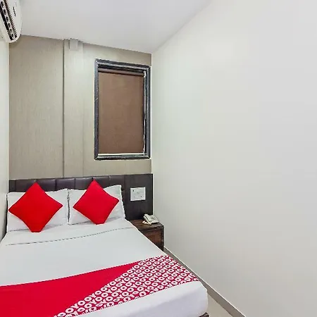 Oyo 3630 Ajwa Hotel 3*