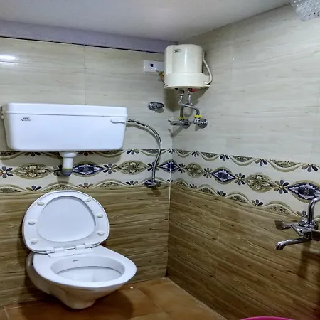 Hostel Ayat Asalpha Metro *