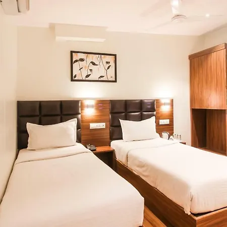Hotel Deluxe Residency