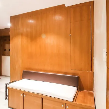 Deluxe Residency Hotel 3*