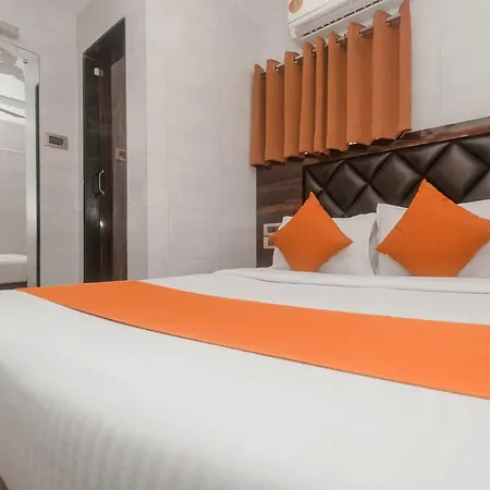 Karishma Hotel 2*