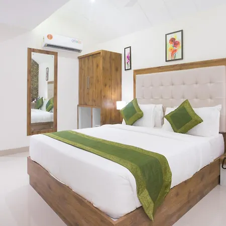 Treebo Amber International Airport T2 Hotel