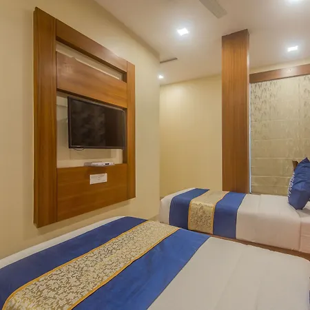 Hotel Via Arton 3*