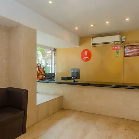 Oyo Flagship 685 Jayshree Domestic Airport 2*