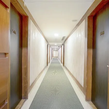 Levender Bough Hotel 3*