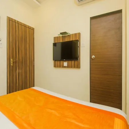 Golden Galaxy Hotel Mumbai
