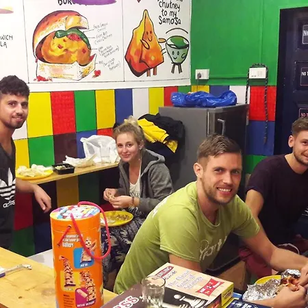 Hostel Backpackers *