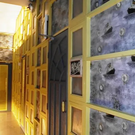 Salaam Namastey Backpackers Hostel Mumbai