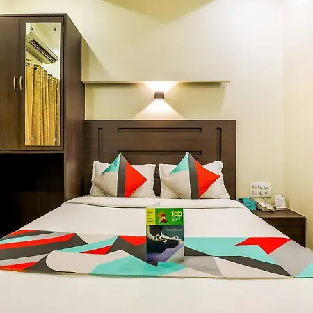 Hotel Fabhotel Adore 3*
