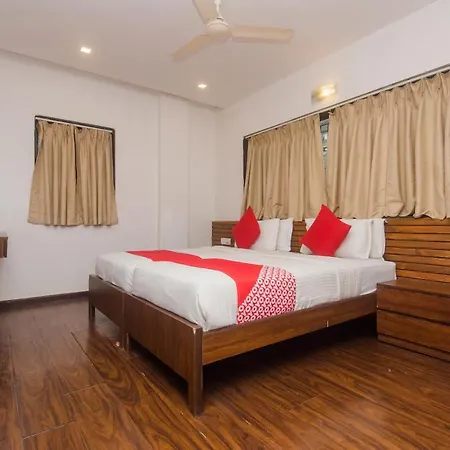 Oyo 3762 Swamini Niwas Hotel