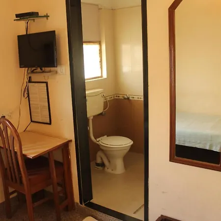 Ywca International Centre Hotel 3*