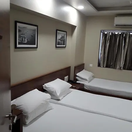 Hotel International 3*