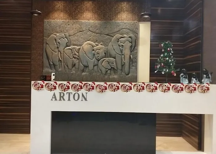 Arton Suites