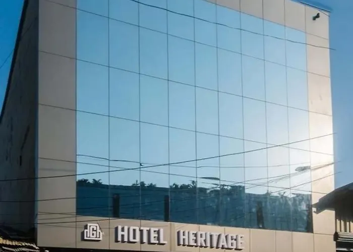 Hotel Heritage - Near Trade Center, Visa Consulate Bkc