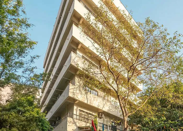 Arnna Hotel - Goregaon