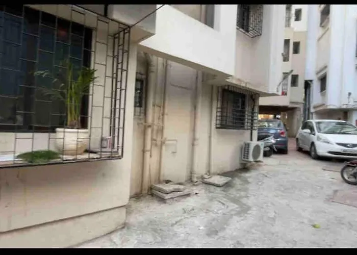 2 Bedroom Apartment Near Olives Bandra