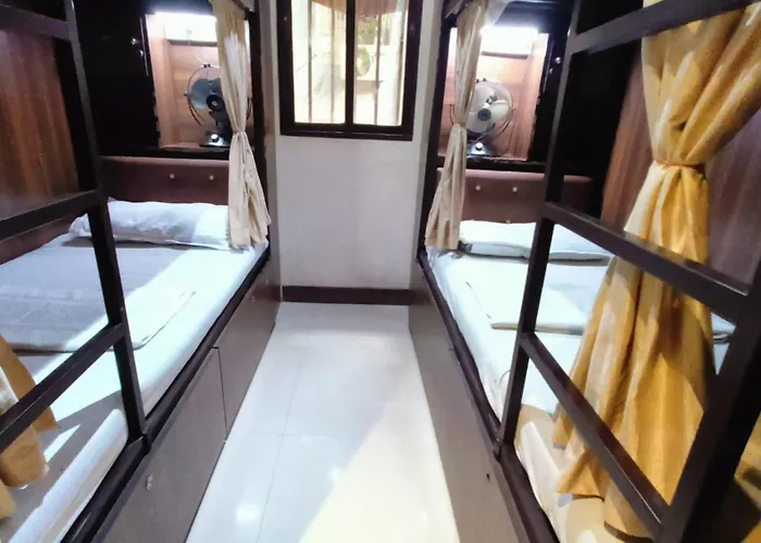 Almas Dormitory 24 Hours Aircondition