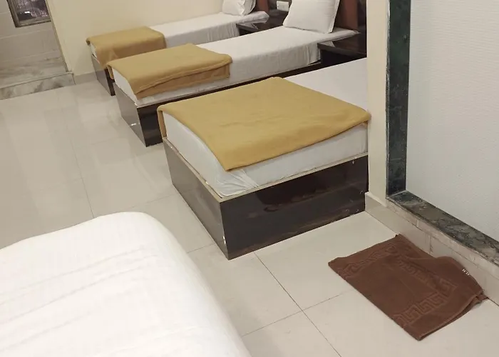 Hotel Deluxe