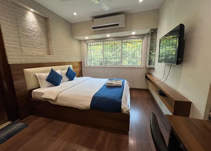 Zenith Luxe Suites - Near Iit & Hiranandani, Powai