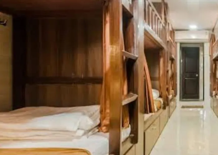 The Royal Stay Luxury Dormitory