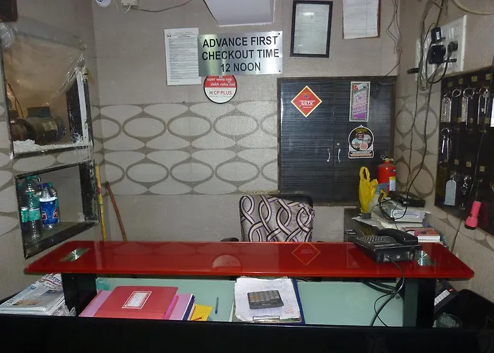 Hotel Jodiya - Near Cst