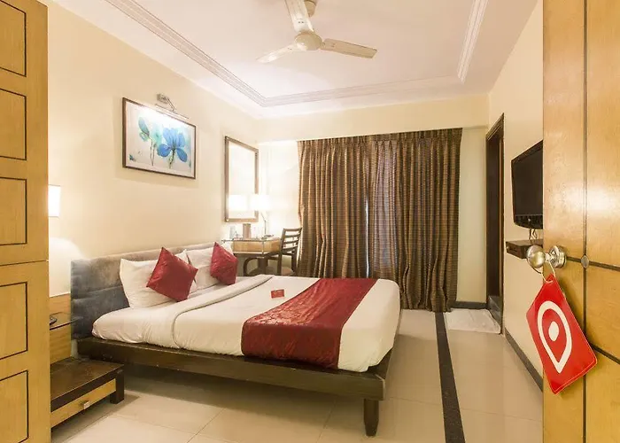 Oyo Rooms Marine Lines