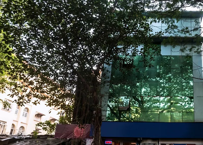 Hotel Plaza Mumbai
