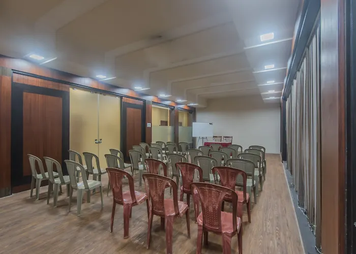 Oyo 3663 Hotel Seven Hills