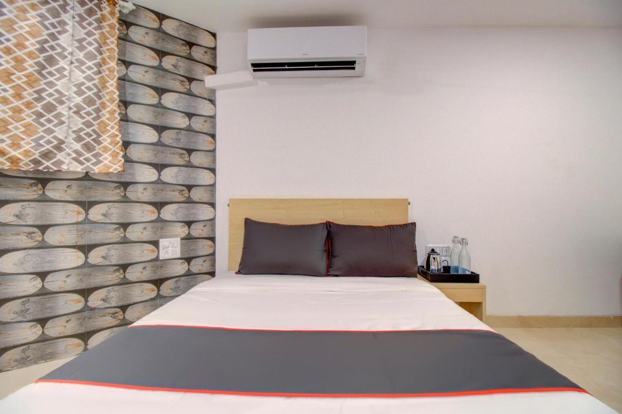 Hotel Collection O 50232 ULIFE HOTEL 4*