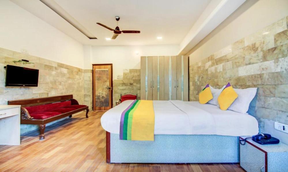 Evergreen Hotel Mumbai