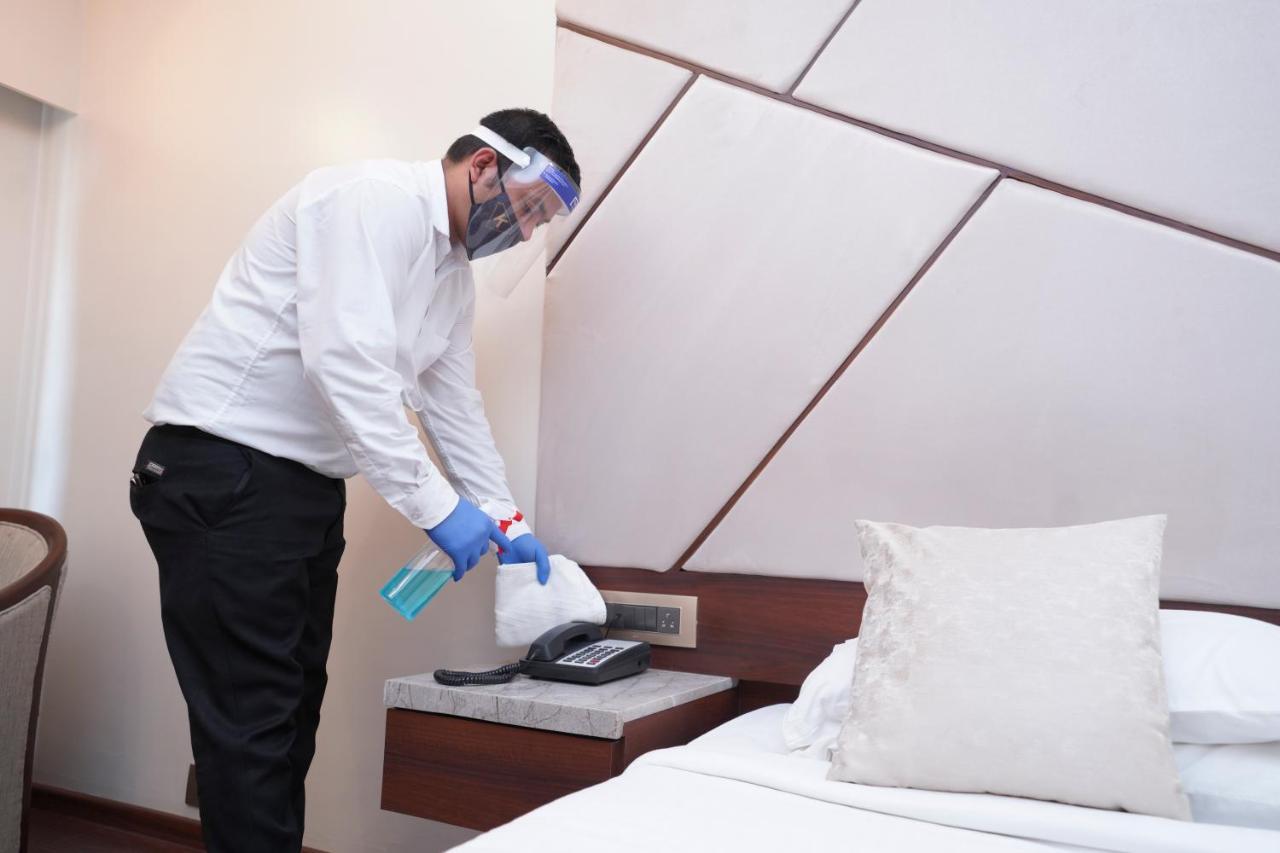 Kohinoor Park Hotel 3*