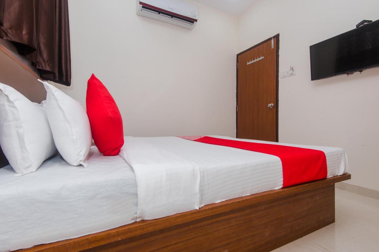 Oyo 13660 Cliff Hanger 3*