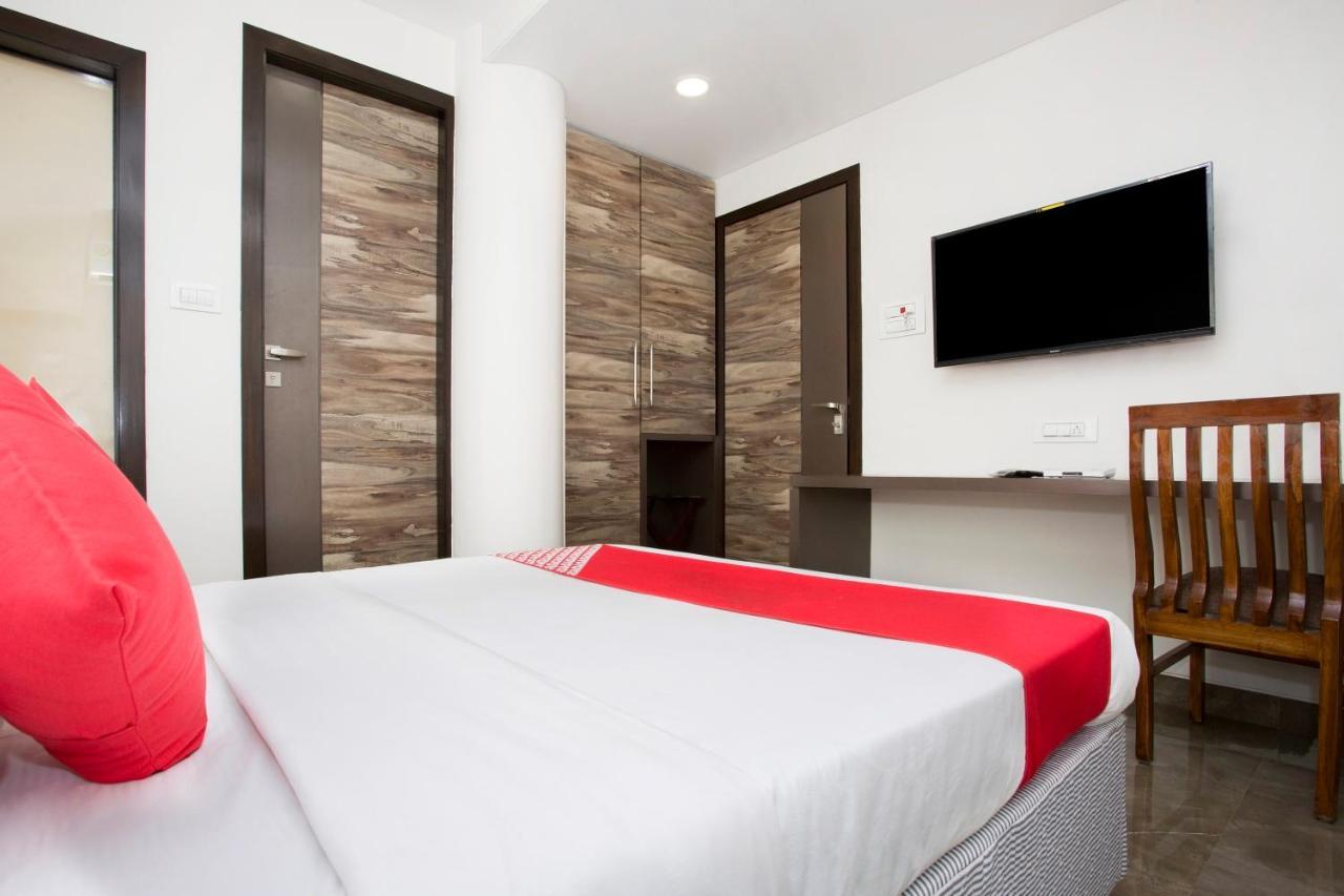 Oyo 29653 Royal Hotel 3*