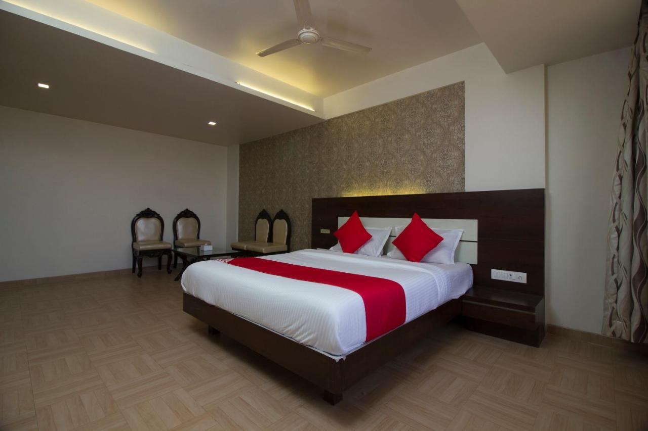 Oyo 37193 Vijay Sagar Deluxe