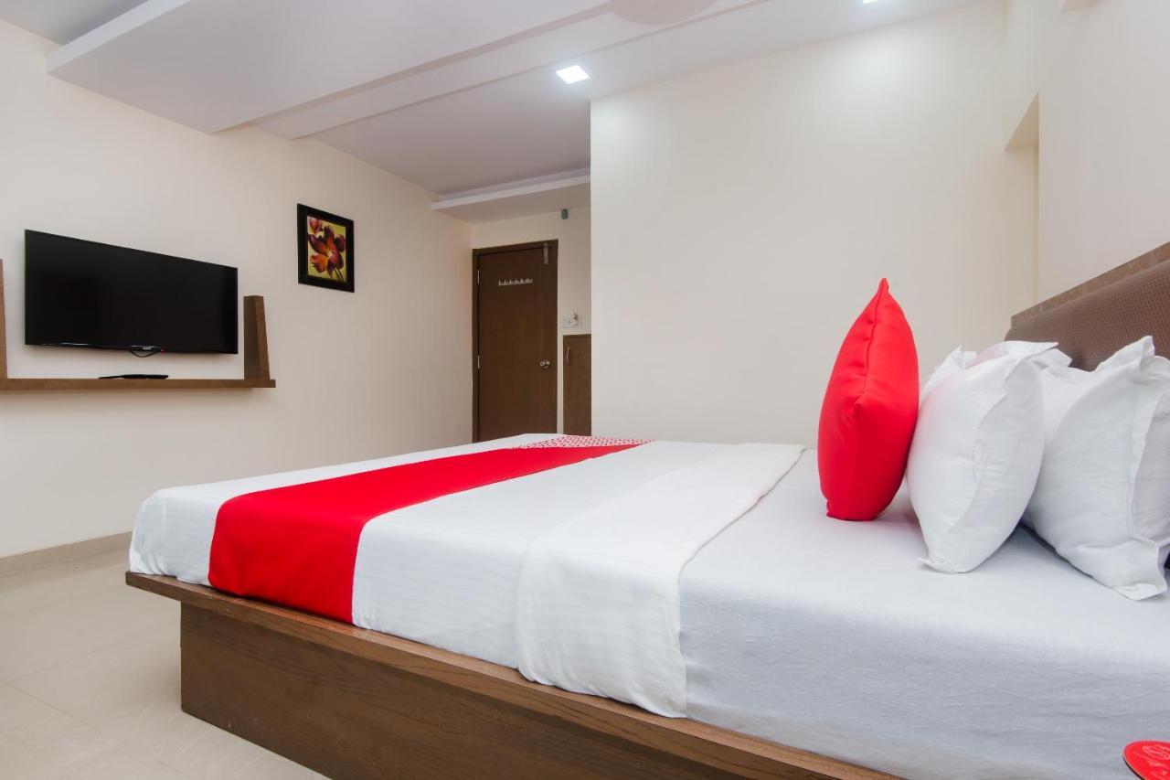 Oyo 13660 Cliff Hanger