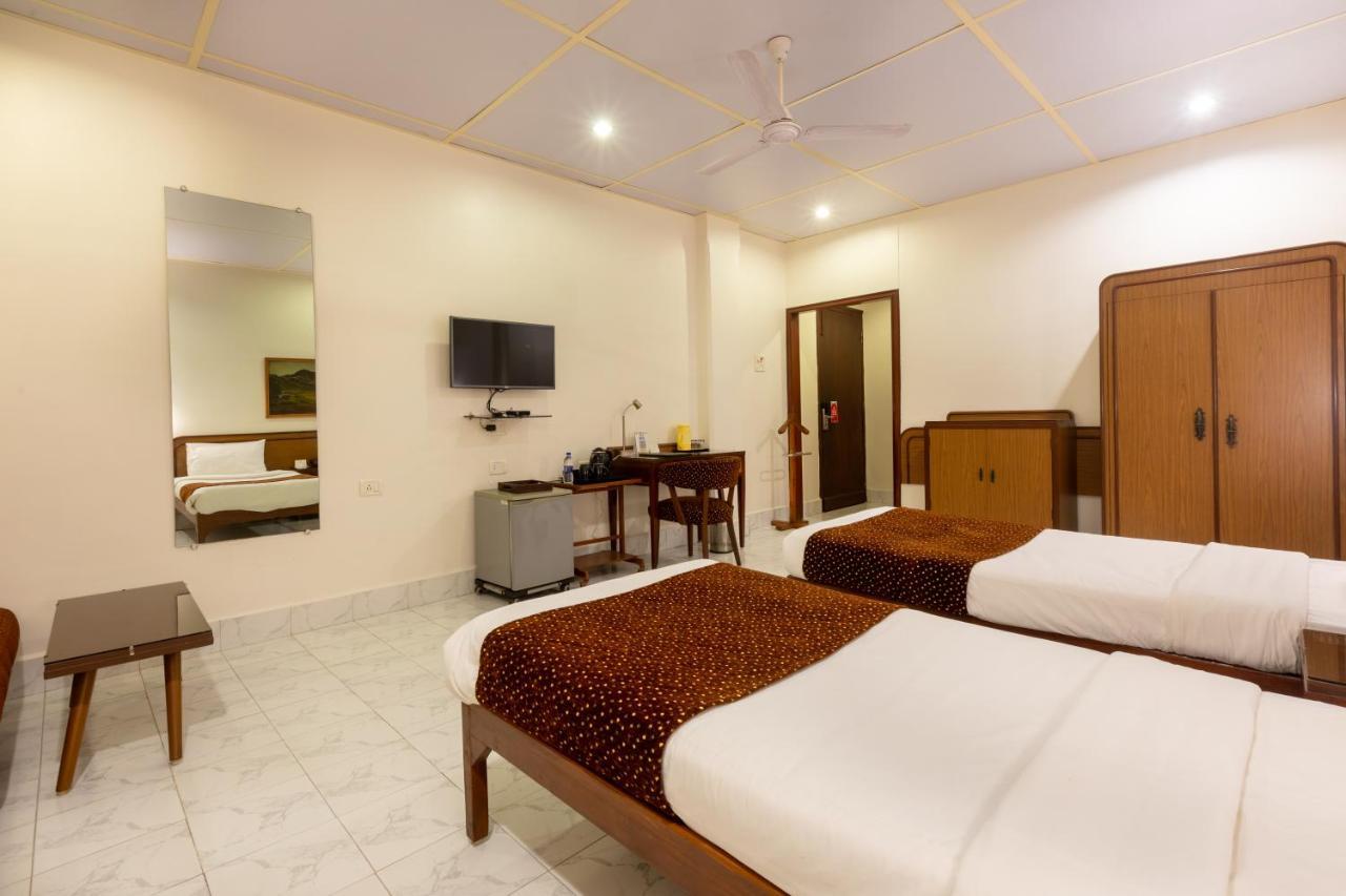 Hotel Grand - Ballard Estate, 3*