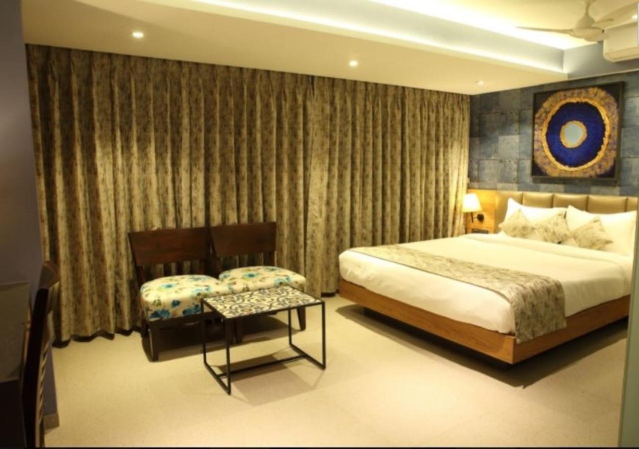 Bindra's Supremacy Andheri Midc 3*