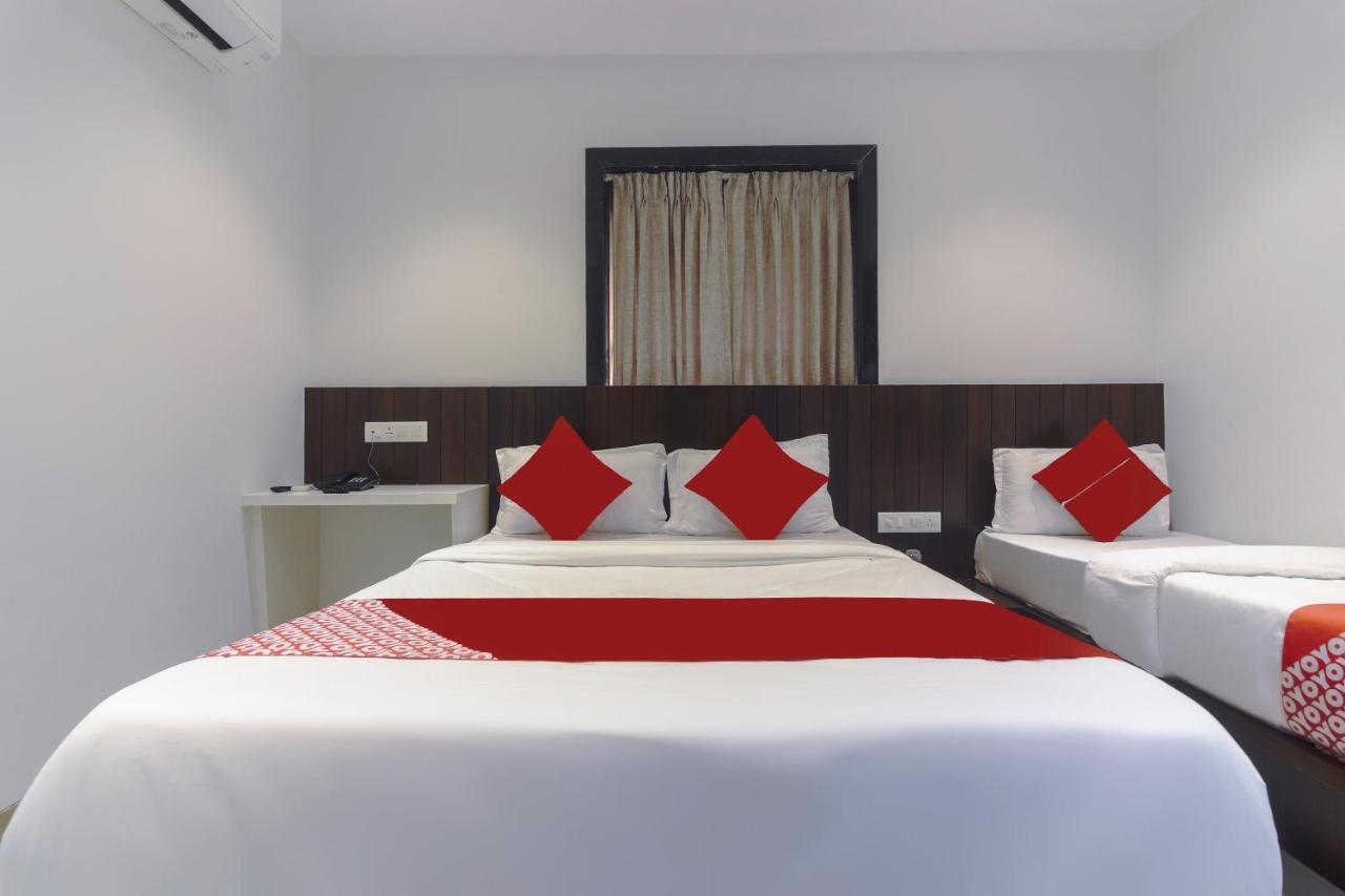 Flora Suites Hotel