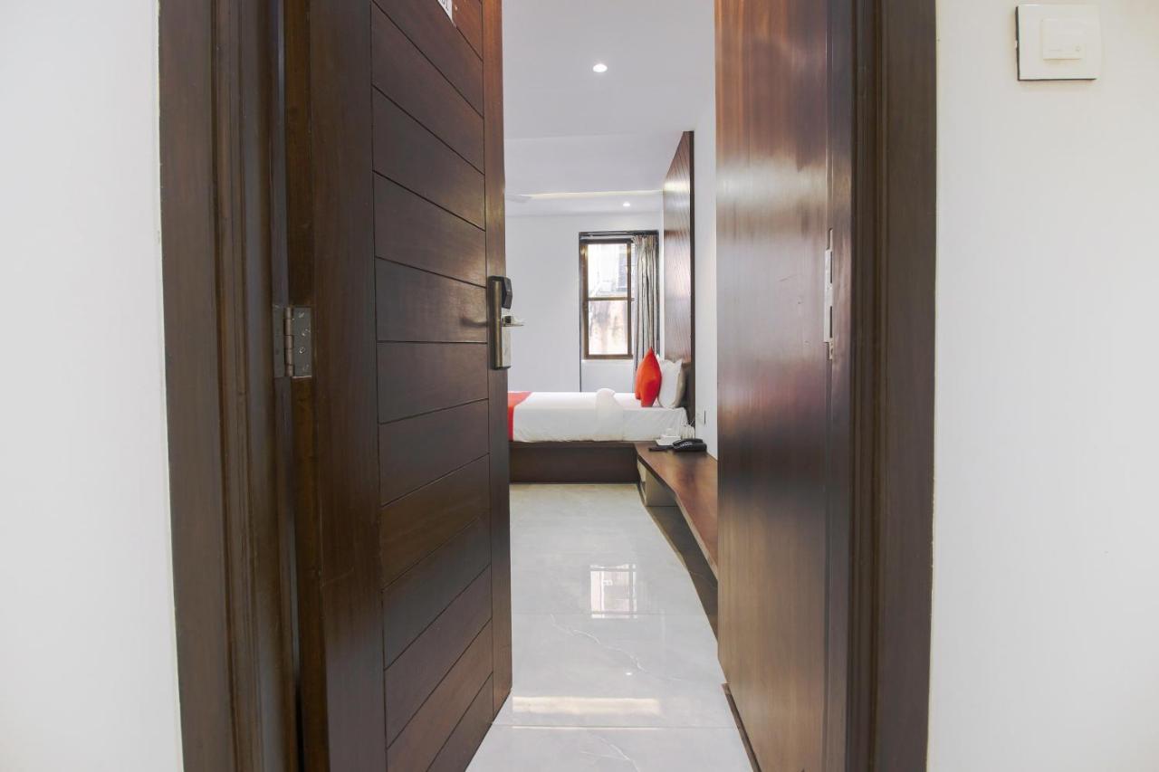 Hotel Flora Suites Mumbai