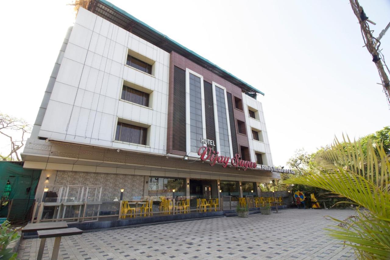 Oyo 37193 Vijay Sagar Deluxe Hotel 3*