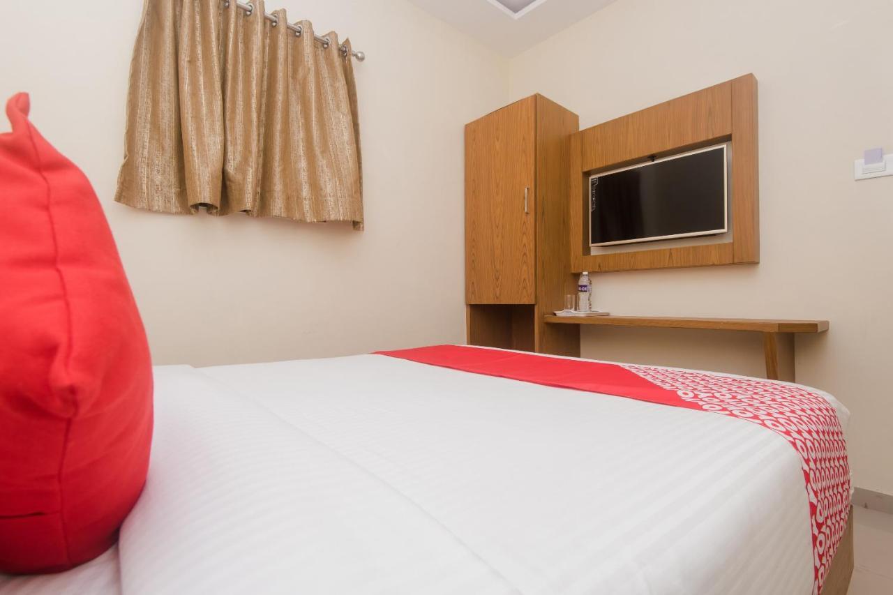 Oyo 22829 Volga Hotel 3*