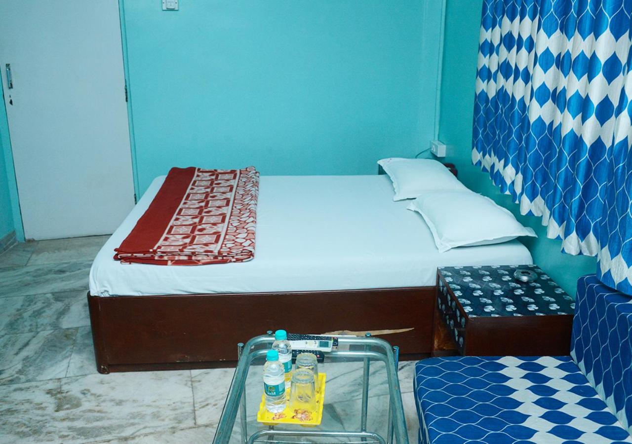 Srk Hotel- Grant Road