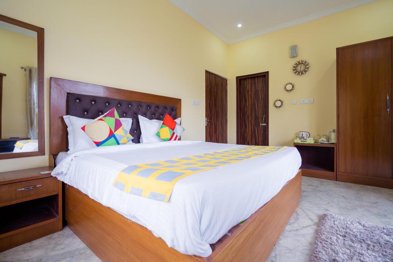 Guest house Spot On 40739 Nandi Palace Spot
