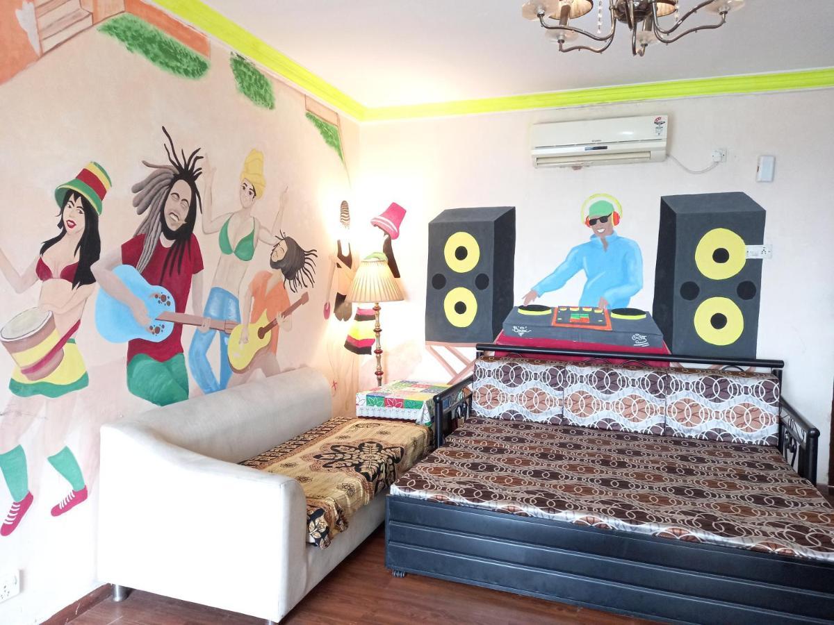 Shah Social Party In Royal Palms Villa *