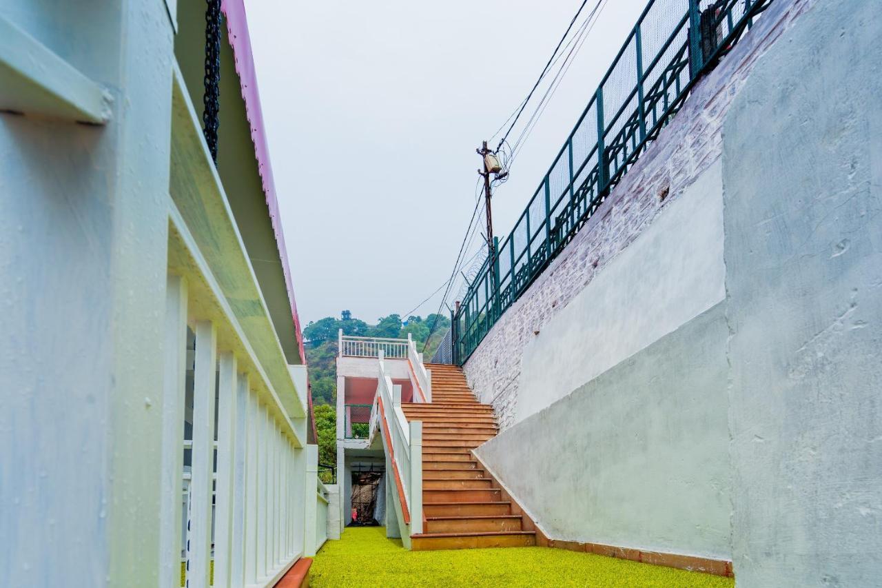 Spot On 40739 Nandi Palace Spot Guest house